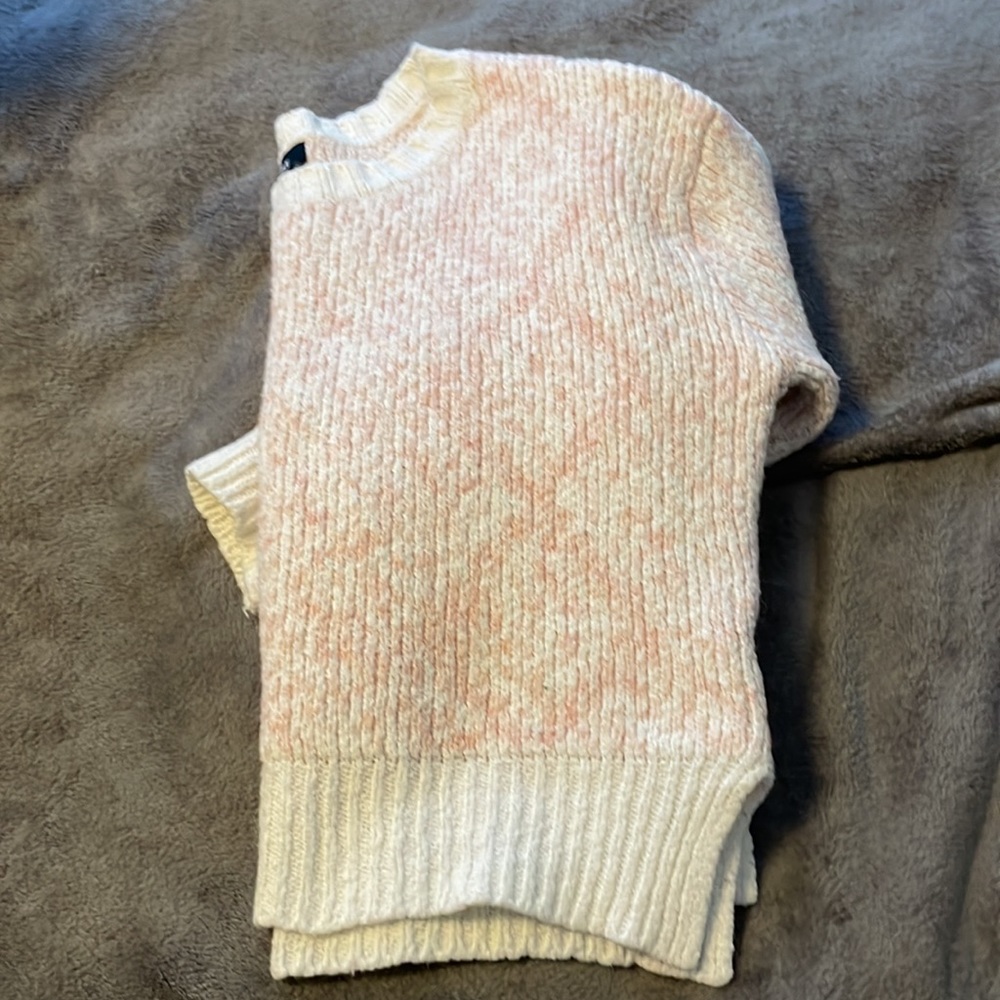 Line Knit Sweater - Picture 5 of 5
